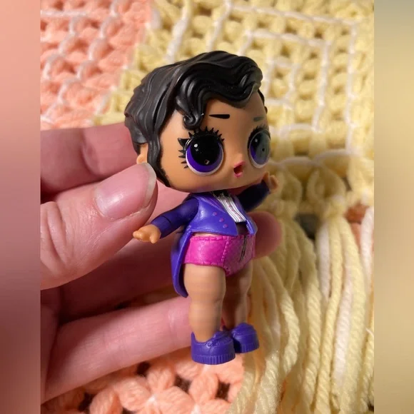 B1G2 - LOL Surprise Tot Doll - Buy 1, Get 2 FREE - Picture 2 of 4